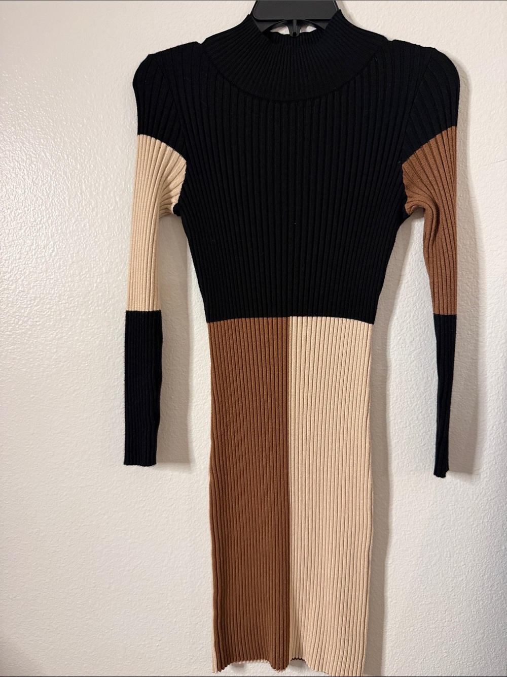 TAYLOR Color Block Crewneck Black Brown & Cream Sweater Dress • Sm - Picture 2 of 2